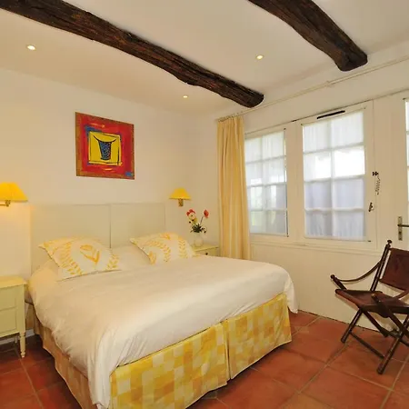 Saint-jean-de-luz Sleeps 14 Pool Wifi Vila