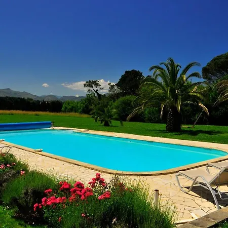 Saint-jean-de-luz Sleeps 14 Pool Wifi Saint-Jean-de-Luz